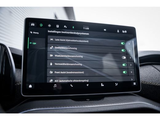 Skoda Kodiaq 1.5 TSI MHEV Business Edition 7p. | Trekhaak uitklapbaar | Vierseizoenen banden | Voorstoelen ver... ActivLease financial lease