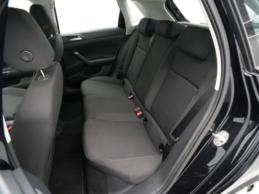 Volkswagen Polo 1.0 MPI 80pk Comfortline Navigatie Carplay Cruise 111 ActivLease financial lease