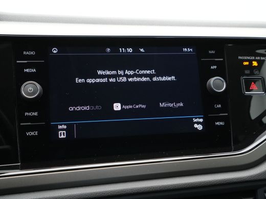 Volkswagen Polo 1.0 MPI 80pk Comfortline Navigatie Carplay Cruise 111 ActivLease financial lease