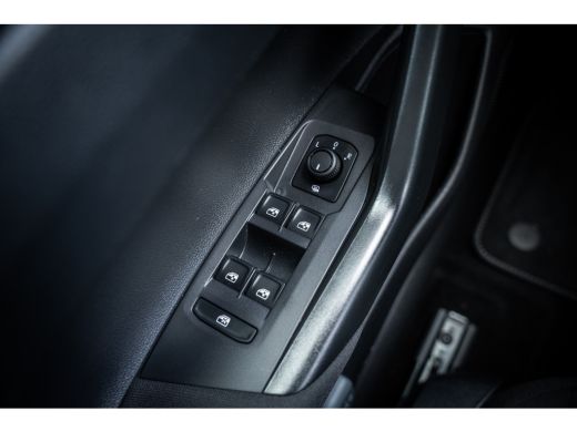 Volkswagen Polo 1.0 TSI Life | Airco | Cruise control adaptief | Parkeersensor voor en achter ActivLease financial lease