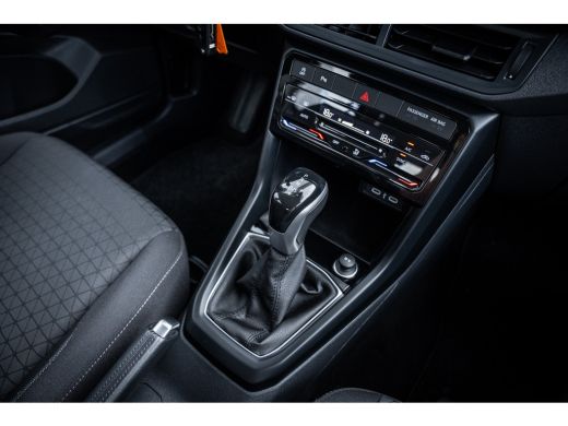 Volkswagen T-Cross 1.0 TSI 110pk DSG Life | Airco (automatisch) | Cruise control adaptief | DAB ontvanger ActivLease financial lease