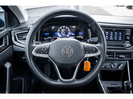 Volkswagen Taigo 1.0 TSI Life | Airco | Cruise control adaptief met Stop&Go en stuurhulp | DAB ontvanger ActivLease financial lease