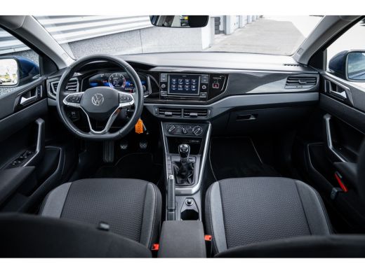 Volkswagen Taigo 1.0 TSI Life | Airco | Cruise control adaptief met Stop&Go en stuurhulp | DAB ontvanger ActivLease financial lease