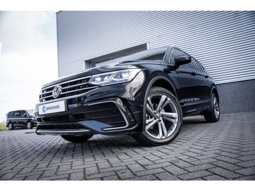 Volkswagen Tiguan Allspace 1.5 TSI R-Line Business 7p. | Achteruitrijcamera | Cruise control adaptief | Trekhaak elektrisch ... ActivLease financial lease