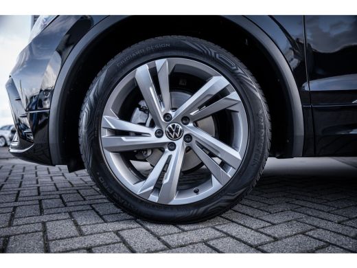 Volkswagen Tiguan Allspace 1.5 TSI R-Line Business 7p. | Achteruitrijcamera | Cruise control adaptief | Trekhaak elektrisch ... ActivLease financial lease