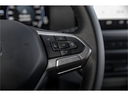 Volkswagen Transporter 2.0 TDI L1H1 28 Bulli | Alarmsysteem | Cruise control adaptief met stop&go | Lichtmetalen velgen 17" ActivLease financial lease