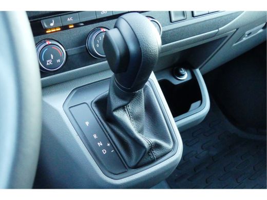 Volkswagen Transporter 2.0 TDI L2H1 30 Comfortline | Achterdeuren | Achteruitrijcamera | Airco ActivLease financial lease