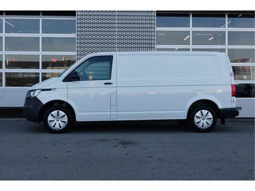 Volkswagen Transporter 2.0 TDI L2H1 30 Comfortline | Achterdeuren | Achteruitrijcamera | Airco ActivLease financial lease