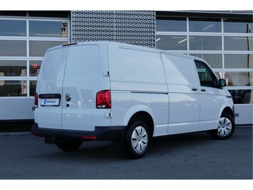 Volkswagen Transporter 2.0 TDI L2H1 30 Comfortline | Achterdeuren | Achteruitrijcamera | Airco ActivLease financial lease