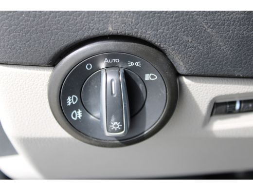 Volkswagen Transporter 2.0 TDI L2H1 Comfortline LANG XENON NAVI DSG 150PK 142000KM!!! ActivLease financial lease