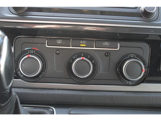 Volkswagen Transporter 2.0 TDI L2H1 Comfortline LANG XENON NAVI DSG 150PK 142000KM!!! ActivLease financial lease