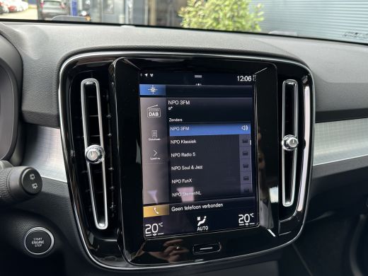 Volvo  XC40 2.0 B3 Momentum Business | Achteruitrijcamera | Apple Carplay/Android Auto|telefoonintegratie pre... ActivLease financial lease