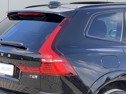 Volvo  XC60 T8 Plug-in hybrid AWD Ultra Dark | Trekhaak | Panoramadak | Luchtvering | 360 Camera | Leder | He... ActivLease financial lease