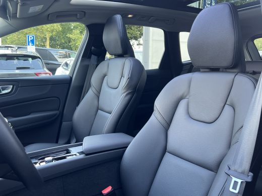 Volvo  XC60 T8 Plug-in hybrid AWD Ultra Dark | Trekhaak | Panoramadak | Luchtvering | 360 Camera | Leder | He... ActivLease financial lease