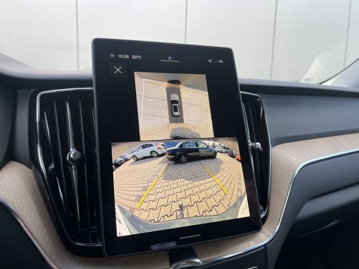 Volvo  XC60 T6 Plug-in hybrid AWD Plus Bright | Direct Leverbaar! | 360 Camera | Trekhaak | Privacy Glass | H... ActivLease financial lease