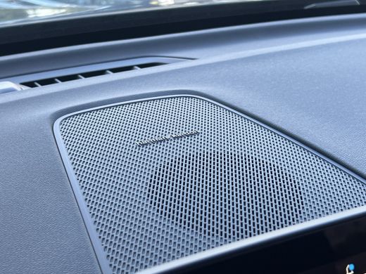 Volvo  XC60 T6 Plug-in hybrid AWD Plus Bright | Direct Leverbaar! | 360 Camera | Trekhaak | Privacy Glass | H... ActivLease financial lease