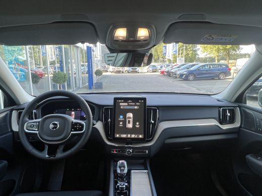 Volvo  XC60 T6 Plug-in hybrid AWD Plus Bright | Direct Leverbaar! | 360 Camera | Trekhaak | Privacy Glass | H... ActivLease financial lease
