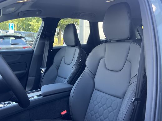 Volvo  XC60 T6 Plug-in hybrid AWD Plus Bright | Direct Leverbaar! | 360 Camera | Trekhaak | Privacy Glass | H... ActivLease financial lease