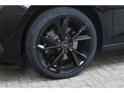 Audi A3 Sportback 40 TFSI e | Pano | Cam Leder | Carplay | Sfeerverlichting ActivLease financial lease