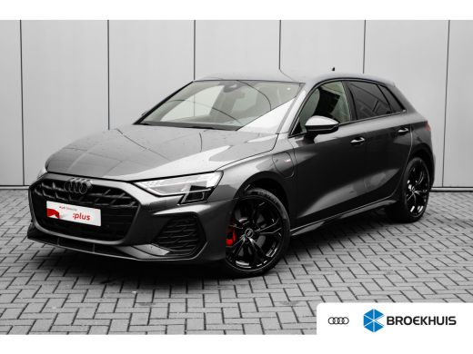 Audi A3 Sportback 45 TFSI e S edition Competition 272PK | SONOS Audio | Trekhaak | Dinamica-microvezel en... Audi A3 Sportback 45 TFSI e S edition Competition 272PK | SONOS Audio | Trekhaak | Dinamica-microvezel en...
