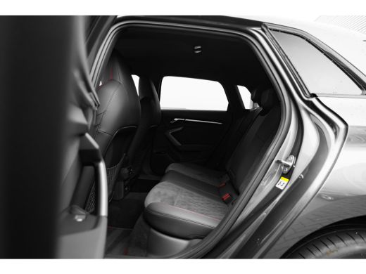 Audi A3 Sportback 45 TFSI e S edition Competition 272PK | SONOS Audio | Trekhaak | Dinamica-microvezel en... ActivLease financial lease