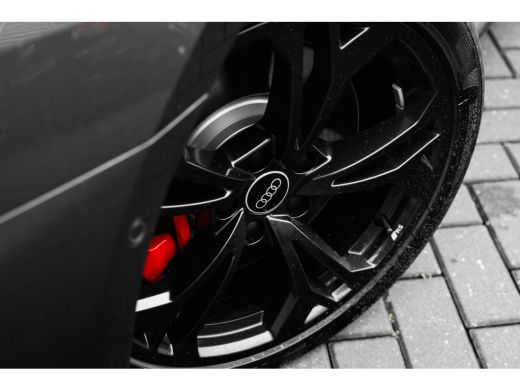 Audi A3 Sportback 45 TFSI e S edition Competition 272PK | SONOS Audio | Trekhaak | Dinamica-microvezel en... ActivLease financial lease