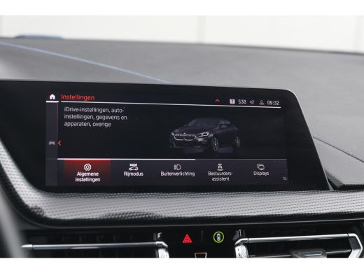 BMW 2 Serie 218i High Executive M Sport Automaat / Panoramadak / Sportstoelen / LED / Stoelverwarming / M Spo... ActivLease financial lease