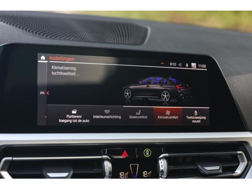 BMW 3 Serie 320i High Executive M Sport Automaat / Schuif-Kanteldak / Sportstoelen / Achteruitrijcamera / M A... ActivLease financial lease