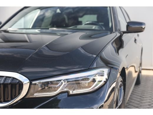 BMW 3 Serie Touring 330e High Executive M Sport Automaat / Sportstoelen / Laserlight / Comfort Access / LED /... ActivLease financial lease