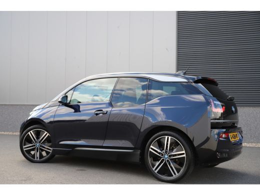 BMW i3 Executive 120Ah 42 kWh/H-Kardon/Leder/W-pomp/Camera/3-fase/20" ActivLease financial lease