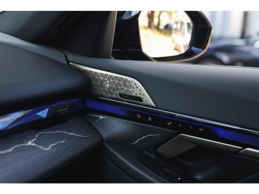 BMW i5 M60 xDrive M Sport / Panoramadak / Trekhaak / Stoelventilatie / Bowers & Wilkins / Adaptieve LED ... ActivLease financial lease