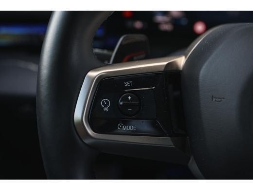 BMW i5 M60 xDrive M Sport / Panoramadak / Trekhaak / Stoelventilatie / Bowers & Wilkins / Adaptieve LED ... ActivLease financial lease