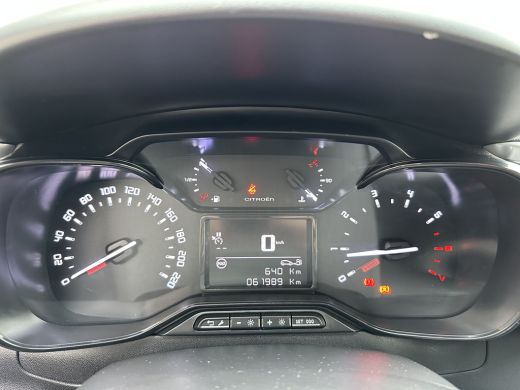 Citroën C3 1.2 PureTech C-Series | Achterbank in delen neerklapbaar | Airco (automatisch) | Apple Carplay/An... ActivLease financial lease
