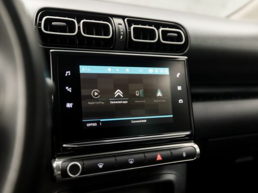 Citroën C3 Aircross 1.2 PureTech Shine Automaat (APPLE CARPLAY, GROOT NAVI, GETINT GLAS, SPORTSTOELEN, CRUISE, PARKEE... ActivLease financial lease