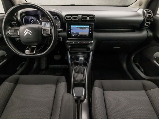 Citroën C3 Aircross 1.2 PureTech Shine Automaat (APPLE CARPLAY, GROOT NAVI, GETINT GLAS, SPORTSTOELEN, CRUISE, PARKEE... ActivLease financial lease