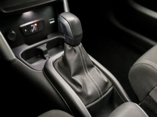 Citroën C3 Aircross 1.2 PureTech S&S Shine Automaat (APPLE CARPLAY, GROOT NAVI, GETINT GLAS, SPORTSTOELEN, CRUISE, PA... ActivLease financial lease