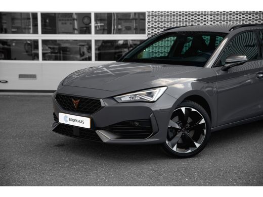 CUPRA Leon Sportstourer 1.4 TSI e-Hybrid 245pk | Trekhaak | Navigatie | Cruise Control | Keyless ActivLease financial lease