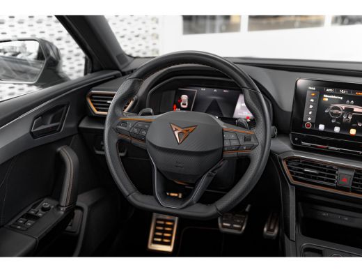 CUPRA Leon Sportstourer 1.4 TSI e-Hybrid 245pk | Trekhaak | Navigatie | Cruise Control | Keyless ActivLease financial lease