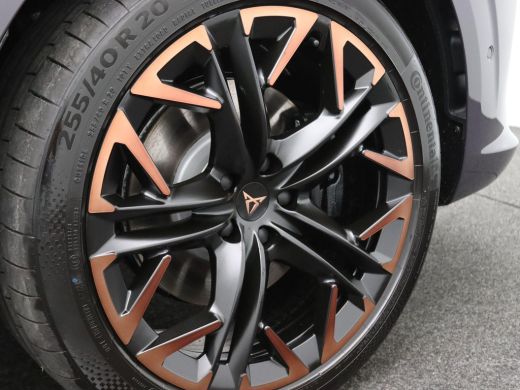 CUPRA Terramar 1.5 TSI e-Hybrid VZ Performance 272PK DSG matrix led, leder, trekhaak, sennheiser audio, 360gr. c... ActivLease financial lease