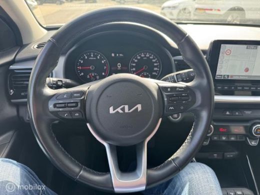 Kia Stonic 1.0 T-GDI DynamicPlusLine 16 inch velgen & banden , Navigatie , Bluetooth Priveglas , Electr. ink... ActivLease financial lease