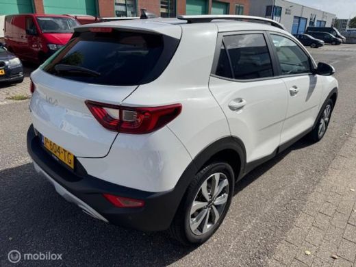 Kia Stonic 1.0 T-GDI DynamicPlusLine 16 inch velgen & banden , Navigatie , Bluetooth Priveglas , Electr. ink... ActivLease financial lease