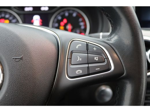 Mercedes-Benz B-Klasse 180 Ambition Automaat | Achterbank in delen neerklapbaar | Airco | Bagagedek ActivLease financial lease