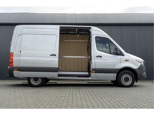 Mercedes-Benz Sprinter 317 CDI L2H2 | Automaat met Flippers | Mbux | Camera | CarPlay | Navi | Climate | Cruise | PDC | ... ActivLease financial lease