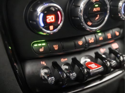Mini Clubman 1.5 Cooper Chili Sport Automaat (CLIMATE, STOELVERWARMING, LED KOPLAMPEN, CRUISE, SPORTSTOELEN, G... ActivLease financial lease