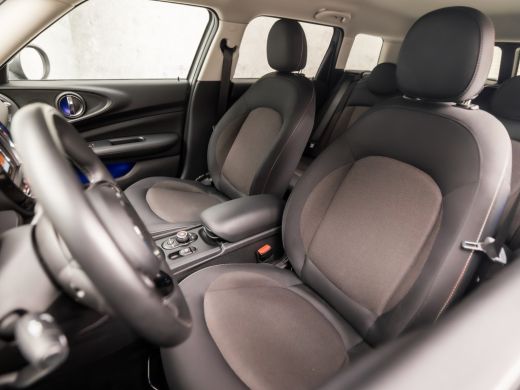 Mini Clubman 1.5 Cooper Chili Sport Automaat (CLIMATE, STOELVERWARMING, LED KOPLAMPEN, CRUISE, SPORTSTOELEN, G... ActivLease financial lease