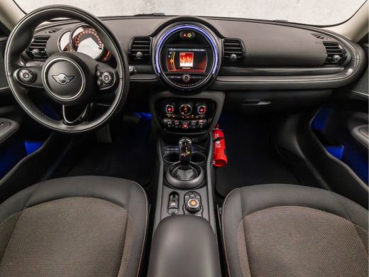 Mini Clubman 1.5 Cooper Chili Sport Automaat (CLIMATE, STOELVERWARMING, LED KOPLAMPEN, CRUISE, SPORTSTOELEN, G... ActivLease financial lease