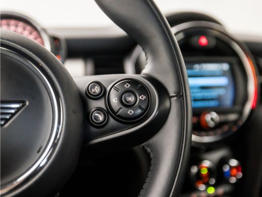 Mini Cooper 1.5 Cooper Chili Sport (NAVIGATIE, DEALER ONDERHOUDEN, CLIMATE, LED KOPLAMPEN, SPORTSTOELEN, CRUI... ActivLease financial lease