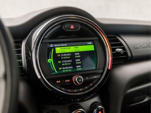 Mini Cooper 1.5 Cooper Chili Sport (NAVIGATIE, DEALER ONDERHOUDEN, CLIMATE, LED KOPLAMPEN, SPORTSTOELEN, CRUI... ActivLease financial lease