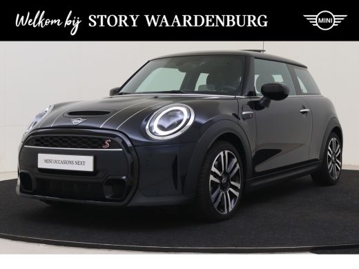 Mini Cooper S Cooper S Classic / Panoramadak / Sportstoelen / Comfort Access / Stuurverwarming / LED / Head-Up ... Mini Cooper S Cooper S Classic / Panoramadak / Sportstoelen / Comfort Access / Stuurverwarming / LED / Head-Up ...