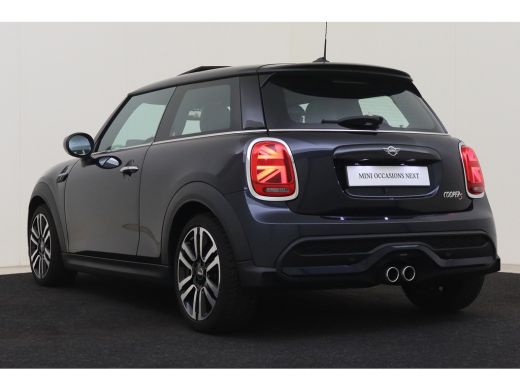 Mini Cooper S Cooper S Classic / Panoramadak / Sportstoelen / Comfort Access / Stuurverwarming / LED / Head-Up ... ActivLease financial lease